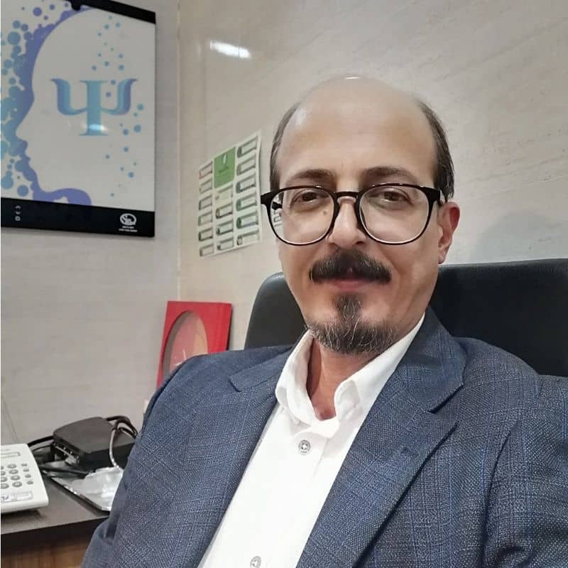 مهرداد آرام مهر